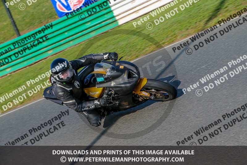 PJM Wedding Photography;enduro digital images;event digital images;eventdigitalimages;mallory park;mallory park photographs;mallory park trackday;mallory park trackday photographs;no limits trackdays;peter wileman photography;racing digital images;trackday digital images;trackday photos